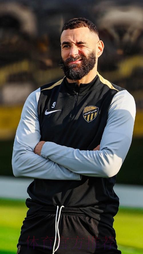 本泽马-没有肌肉拉伤或大的问题 还没100%恢复